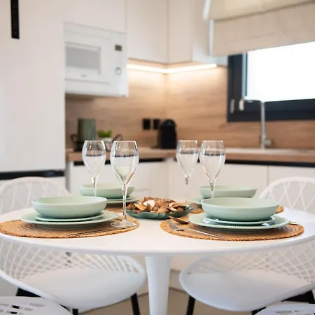 Karma Quality Living Center With Private Parking *