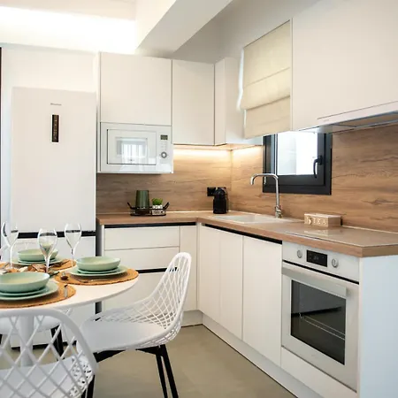 Karma Quality Living Center With Private Parking Lägenhet Volos