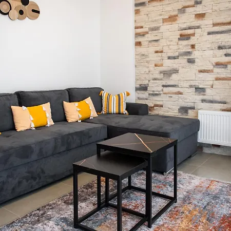 Lägenhet Karma Quality Living Center With Private Parking Volos