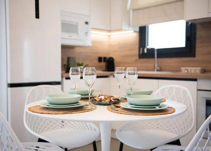 Karma Quality Living Center With Private Parking *