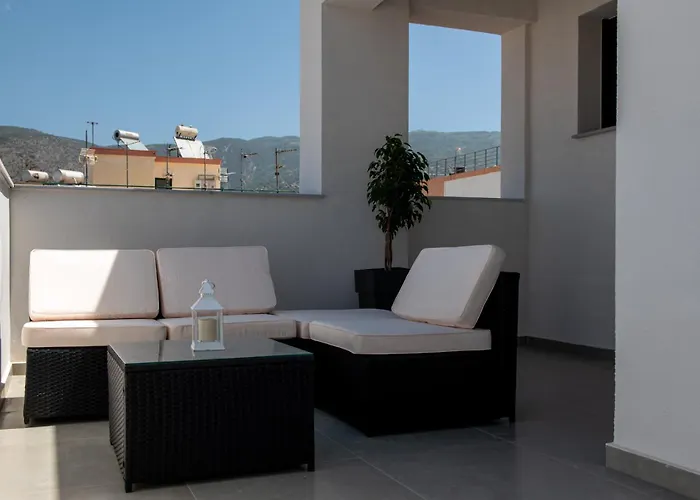 Karma Quality Living Center With Private Parking Apartment *