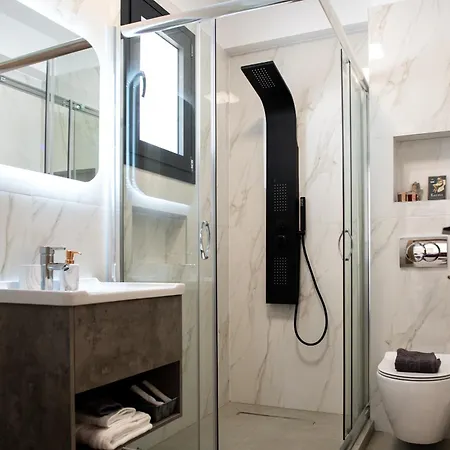 Karma Quality Living Center Apartment Volos