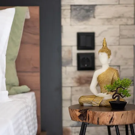 Karma Quality Living Center With Private Parking