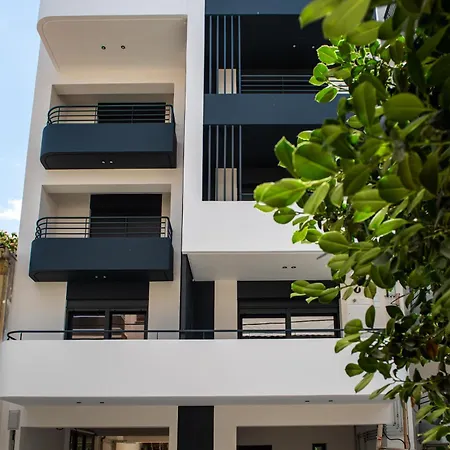 Karma Quality Living Center With Private Parking Apartment *